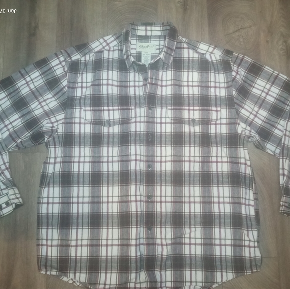 Eddie Bauer Off White, Red & Grey Plaid Flannel Button Down Shirt L/G - Picture 1 of 11